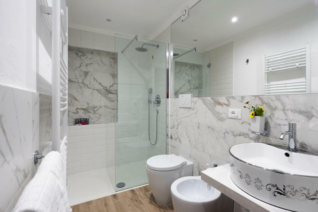 La Roche Bed & Breakfast Лече Екстериор снимка