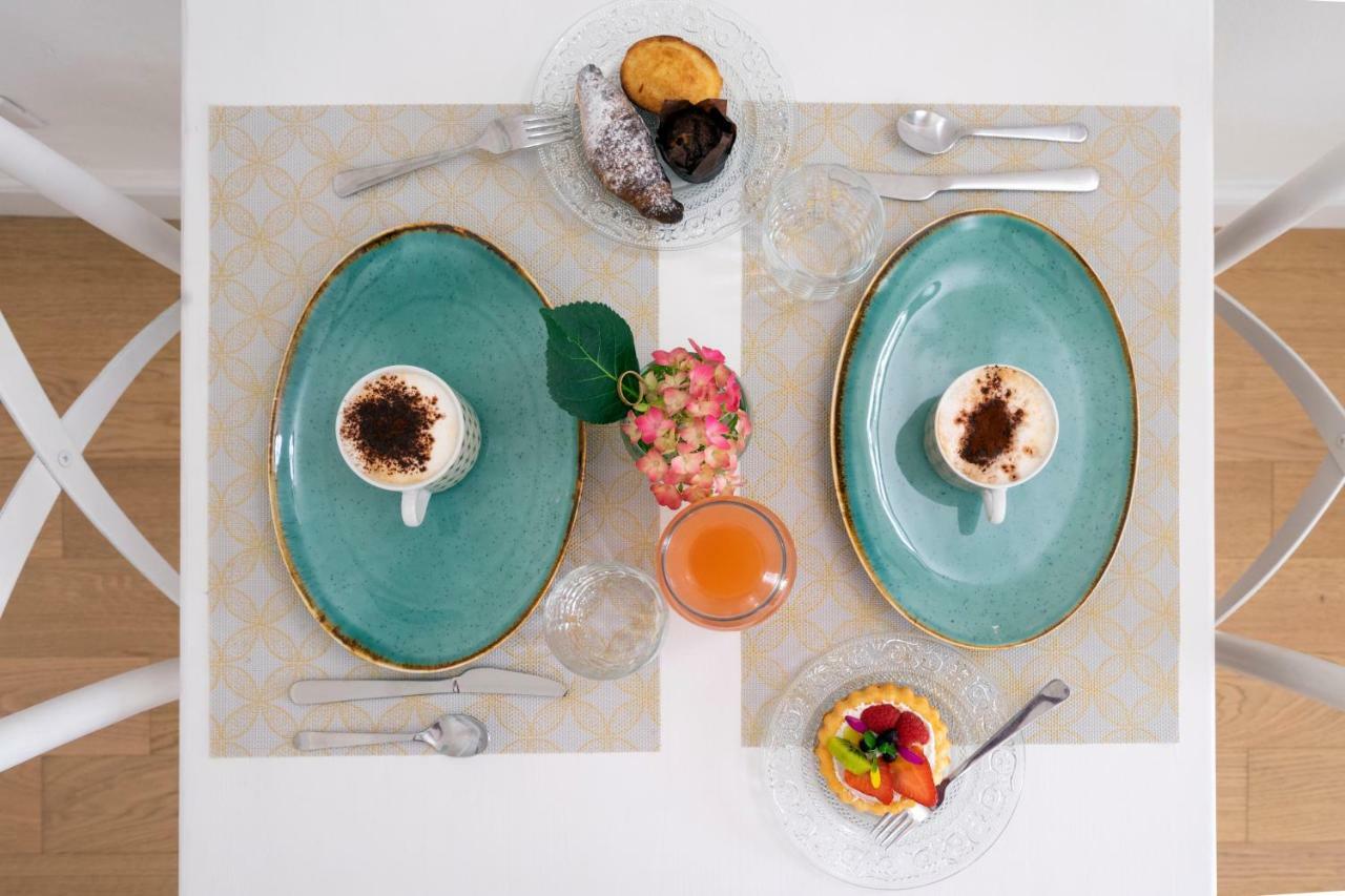 La Roche Bed & Breakfast Лече Екстериор снимка