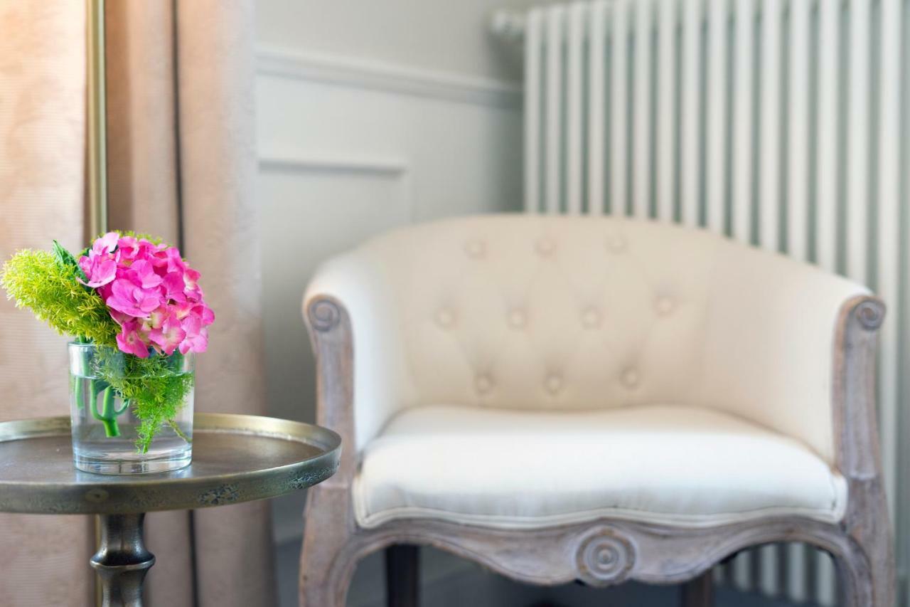 La Roche Bed & Breakfast Лече Екстериор снимка